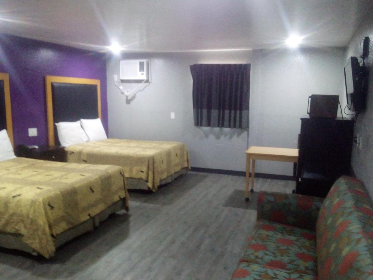 Waldron Coachman'S Inn & Suites מראה חיצוני תמונה